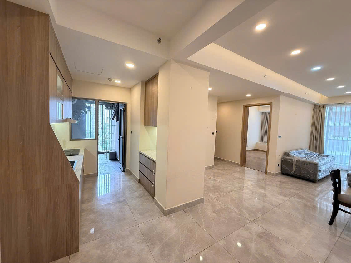 Căn hộ 95m² – 2PN Full Nội Thất, Nhà Trống, Thuê 32 Triệu/Tháng