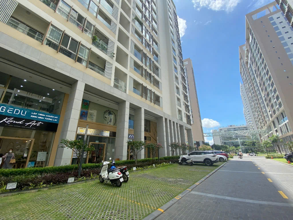 Shophouse 101m² – 2 Tầng, Có Sổ Hồng Riêng, Vị Trí Kinh Doanh Đẹp