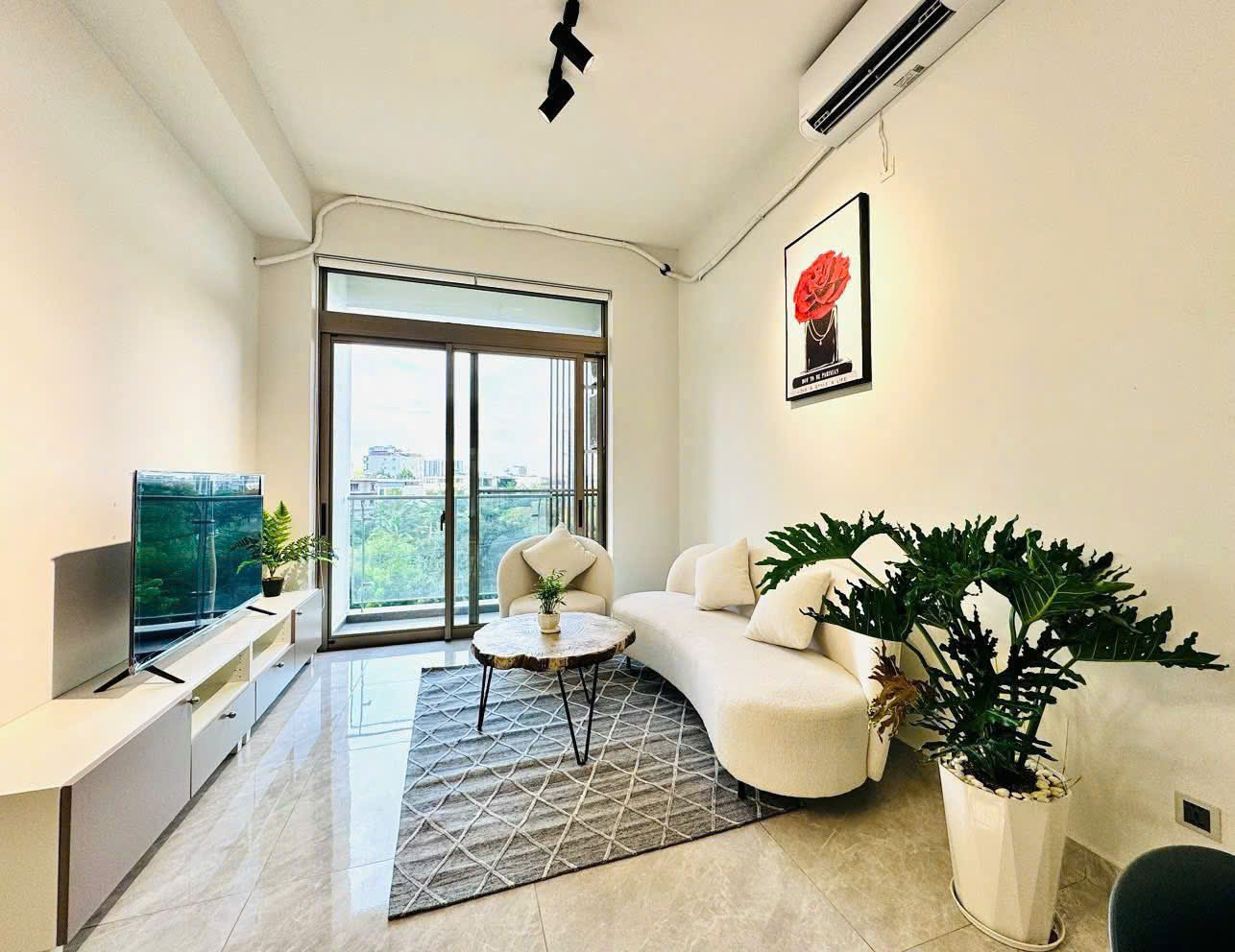✨ Căn 2PN 80m² – The Peak Midtown